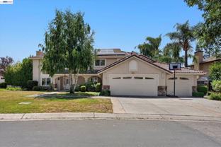 6 Courtney Ln - Photo 1 of 1