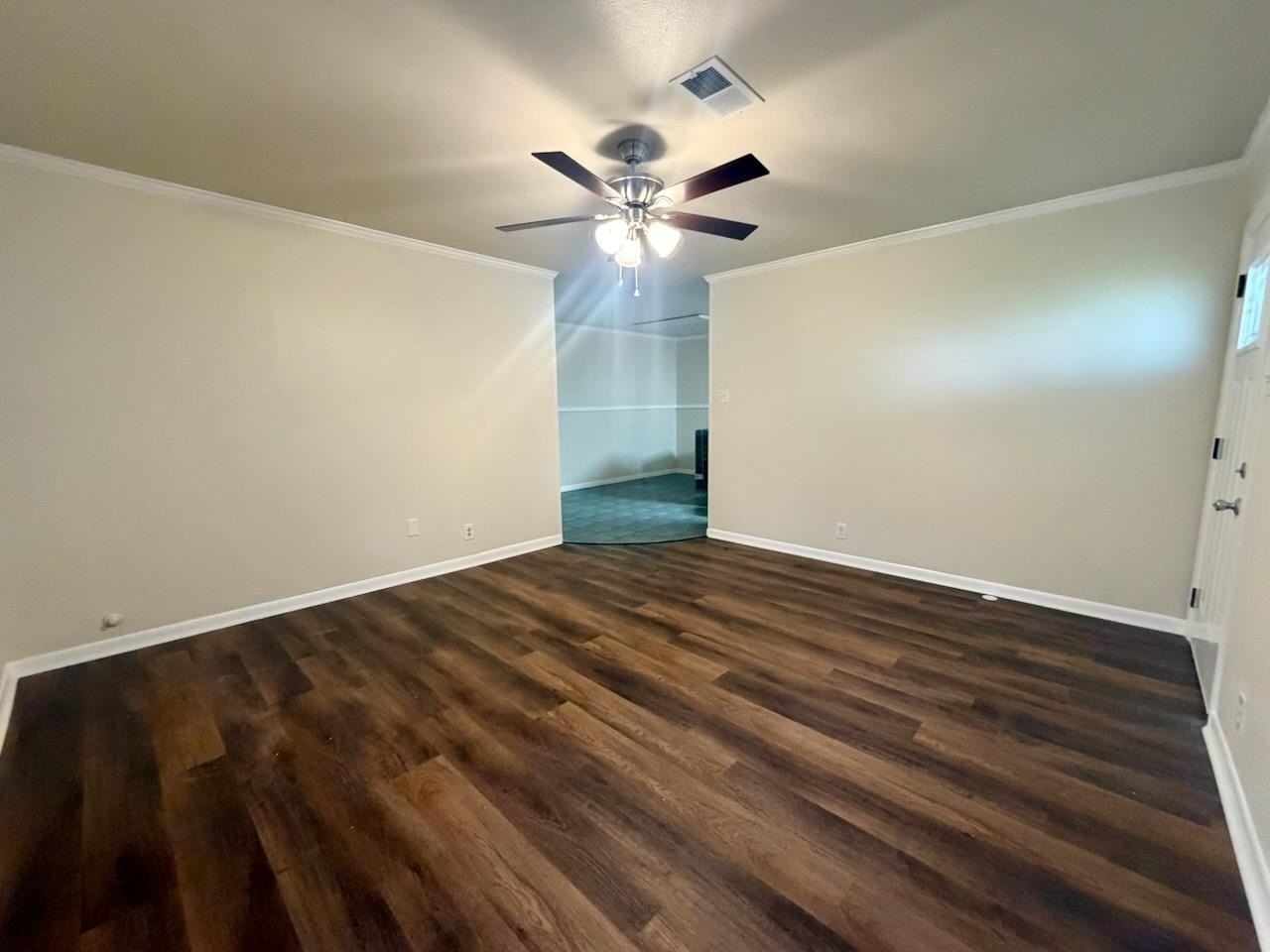 2404 Avenue A - Photo 6 of 21