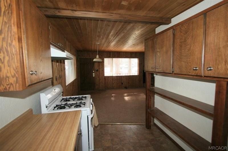 715 Elysian Blvd - Photo 6 of 13