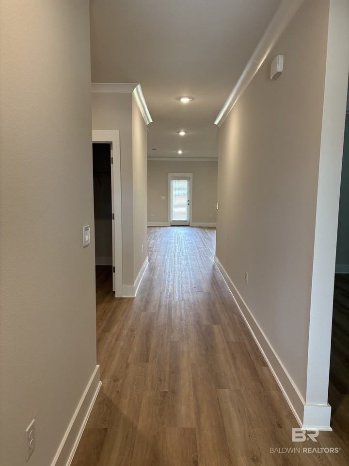 21803 Aleutian Ave - Photo 4 of 11