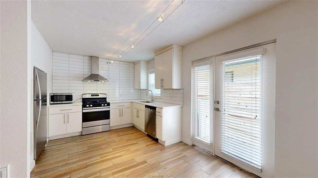 507 Boyett St #B3 - Photo 6 of 26