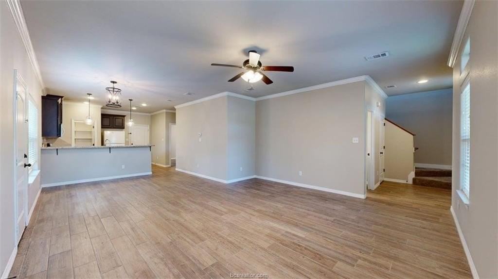 124 Richards St #B - Photo 3 of 42