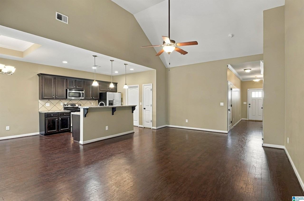 3096 Rosewalk Dr - Photo 4 of 19