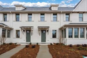 featured image of 1020 Windsor Dr