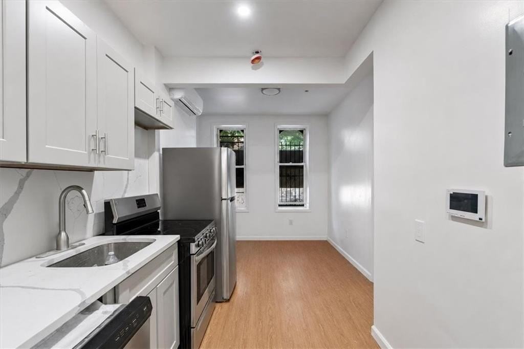 324 Eldert St #1A