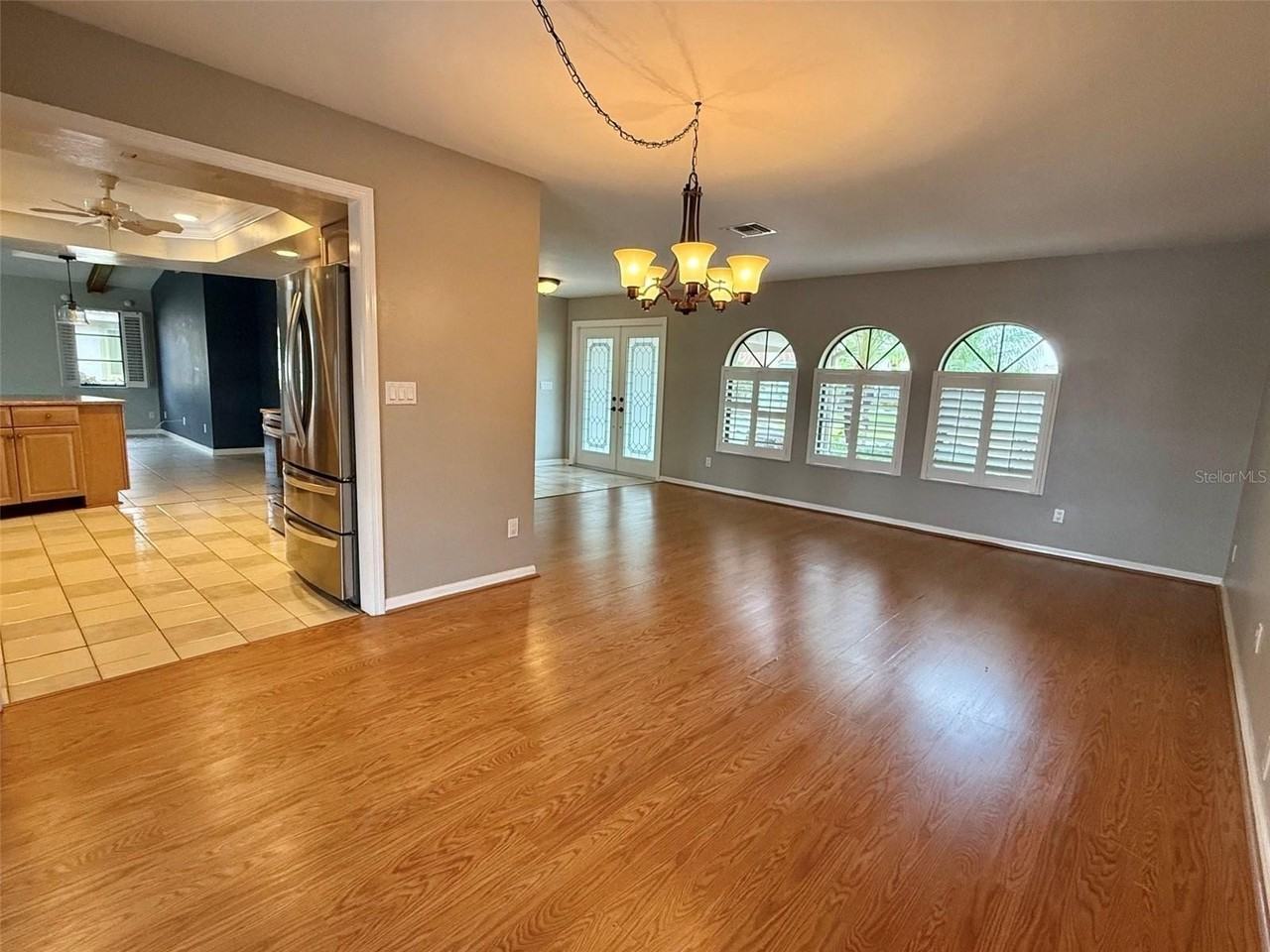 523 Toulouse Dr - Photo 5 of 34