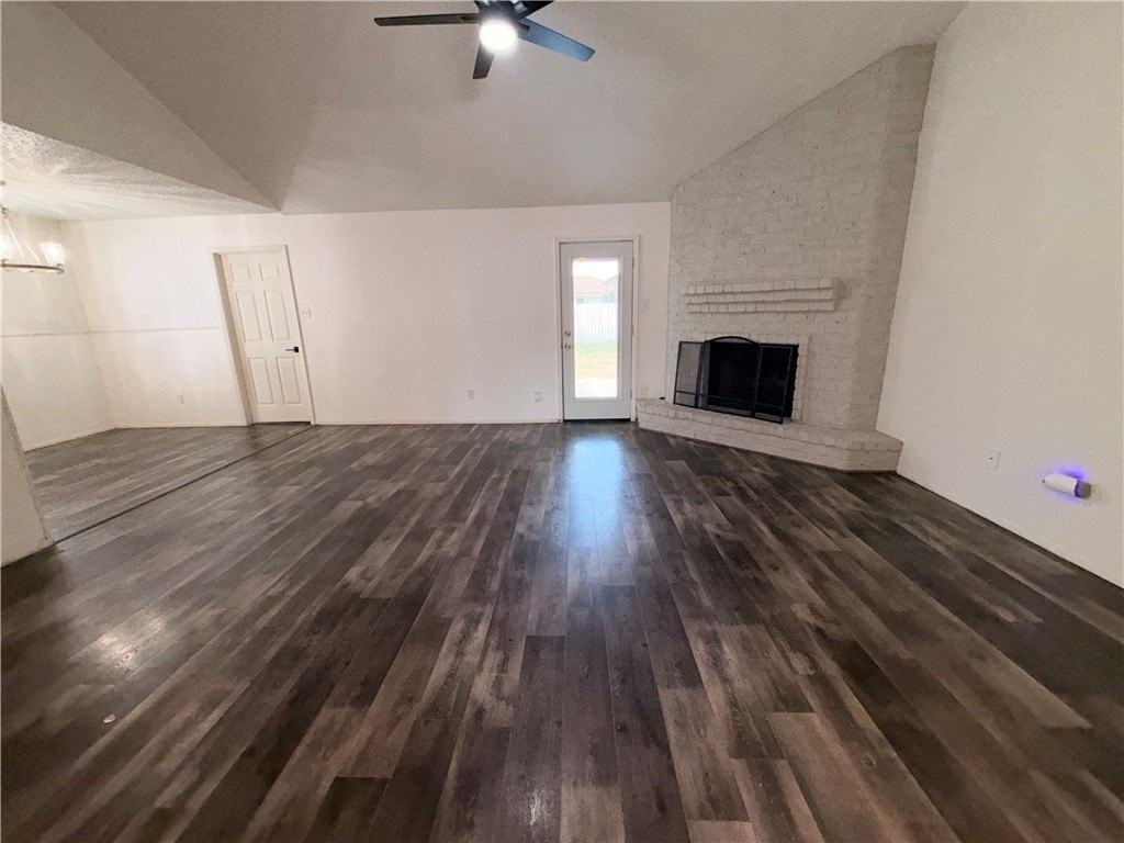 2310 Vialoux Dr - Photo 3 of 39