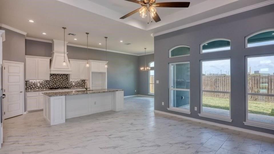 7738 Bison Dr - Photo 2 of 17
