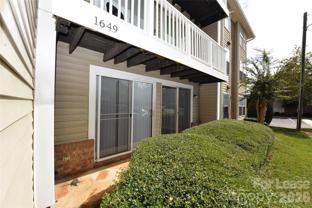 1649 Arlyn Cir - Photo 1 of 1