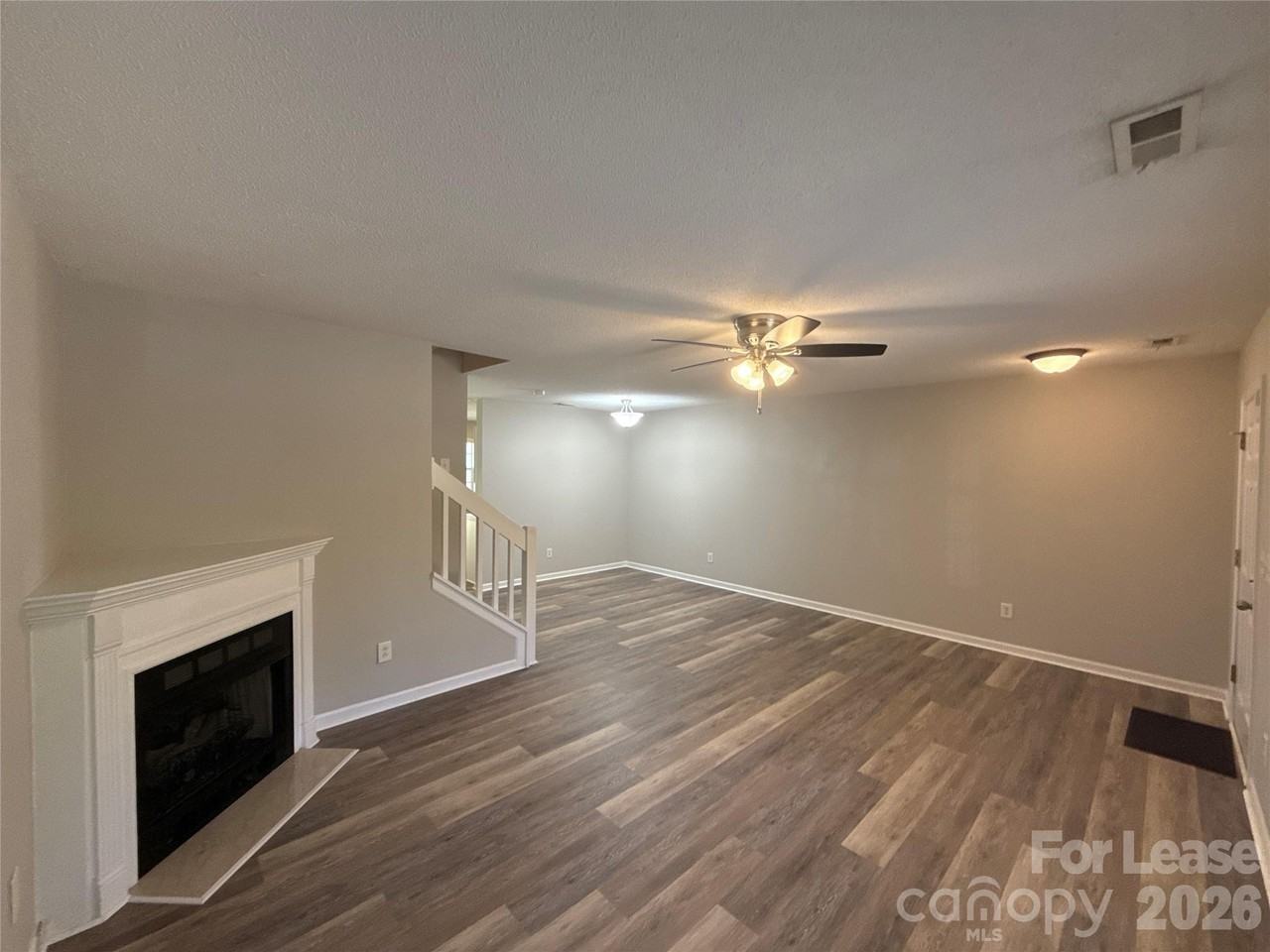 11540 Briddle Hall Ct - Photo 3 of 14