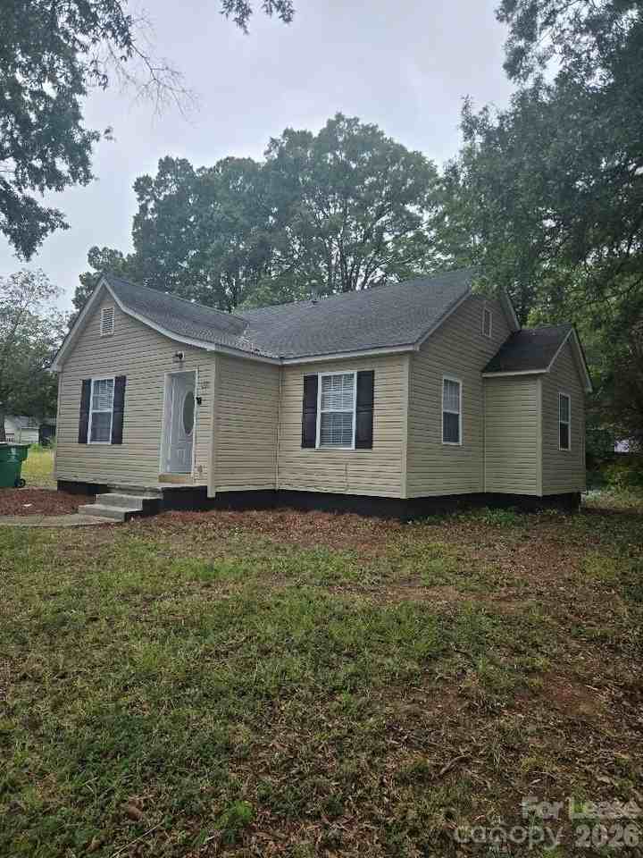 1200 Cheshire Ave