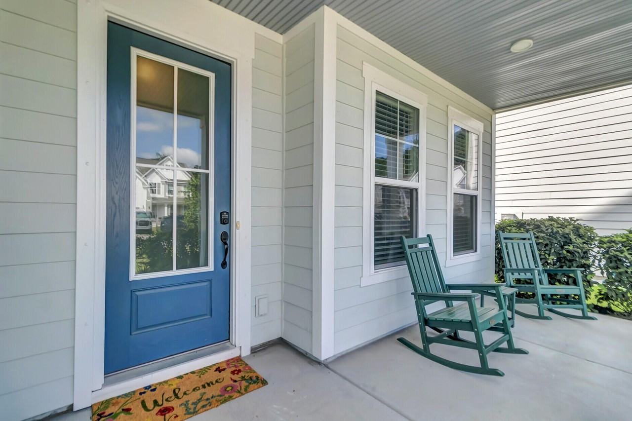 2811 Dearmin Dr - Photo 3 of 38