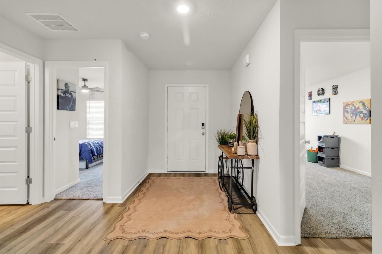 5415 Torchwood Dr - Photo 3 of 27