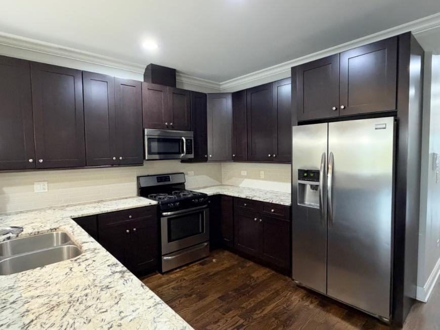 4113 N Western Ave - Photo 7 of 10