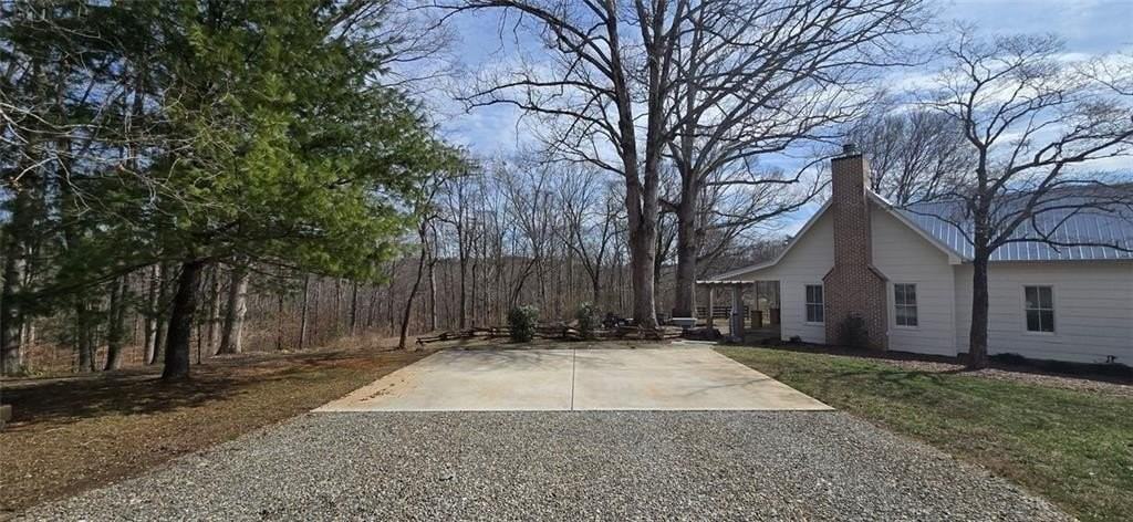 812 Bessie Ln - Photo 3 of 35