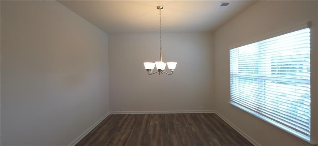 523 Grover St - Photo 7 of 28