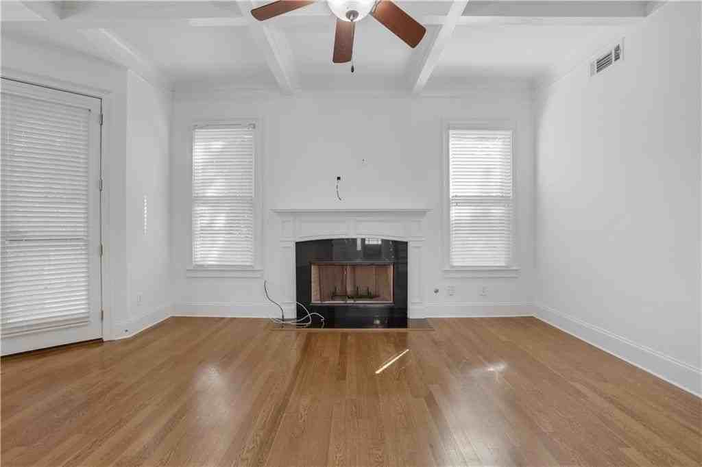 203 Mount Vernon Cv - Photo 5 of 43