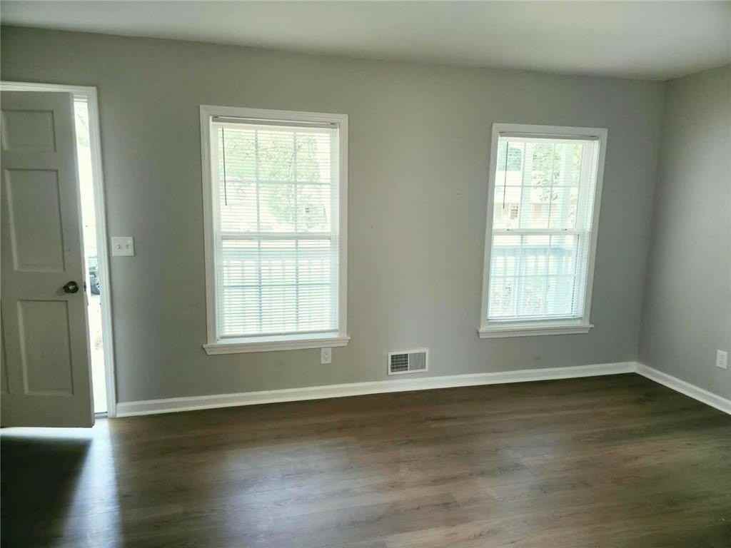 5542 Shawnee Trl - Photo 2 of 20