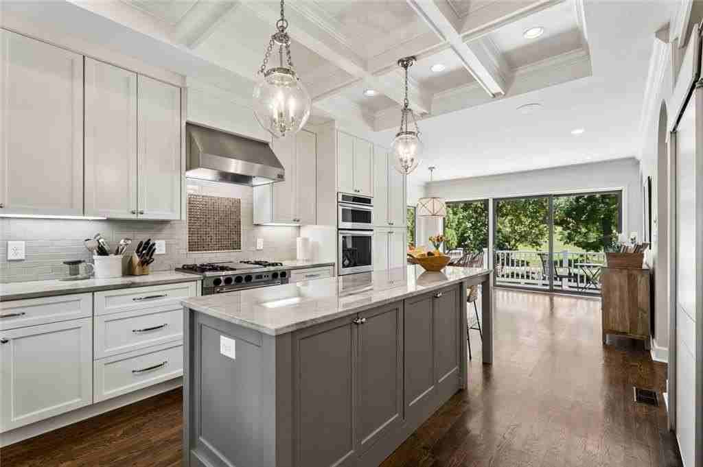 1691 Friar Tuck Rd Ne - Photo 5 of 42