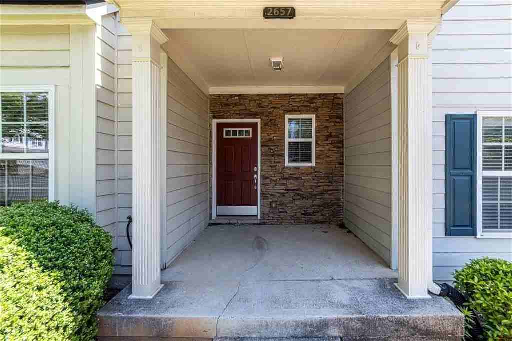 2657 Cedar Dr - Photo 2 of 50