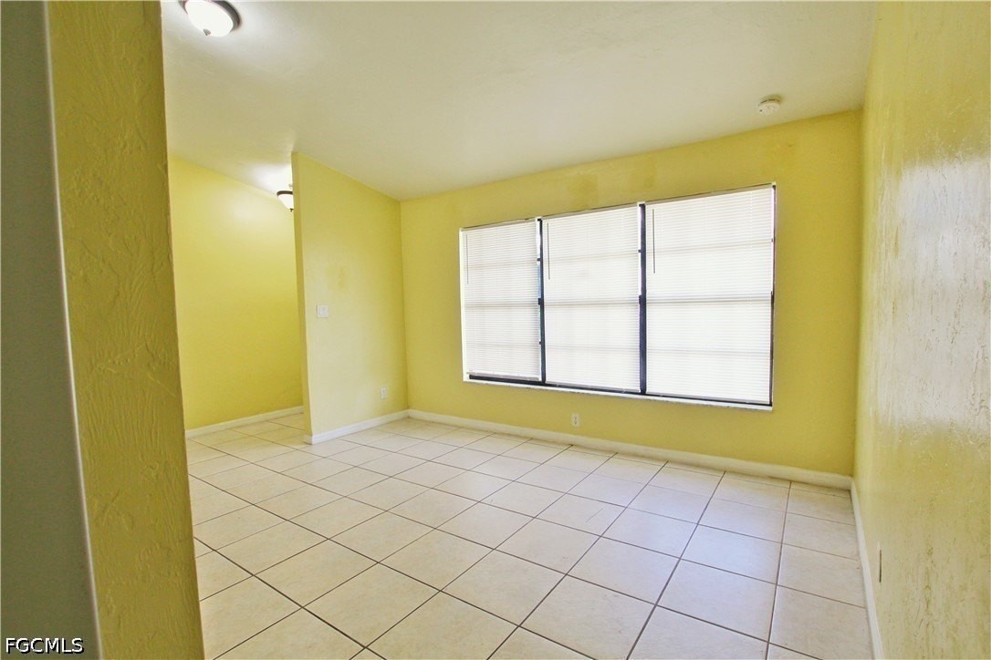 604 Weston Rd - Photo 3 of 16