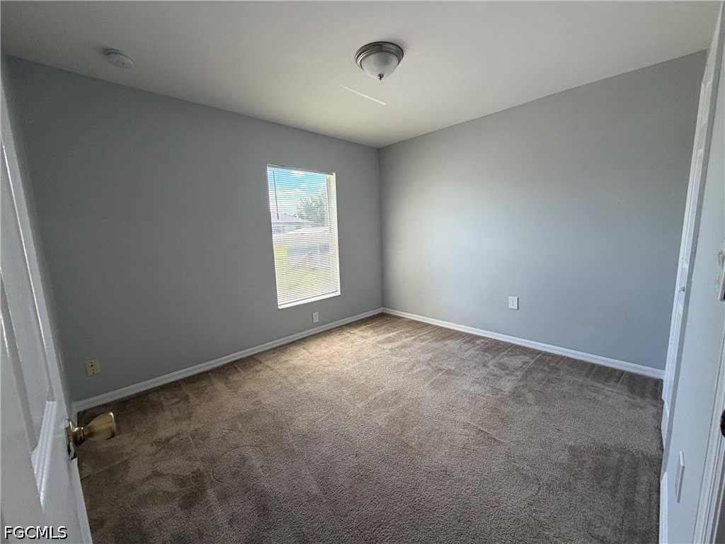 2717 4th St Sw - Photo 4 of 17