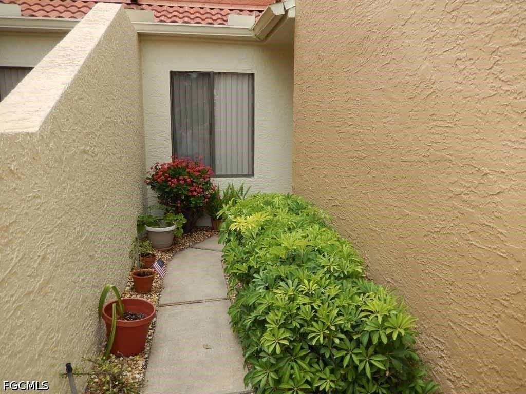 7121 Golden Eagle Ct #613 - Photo 3 of 14