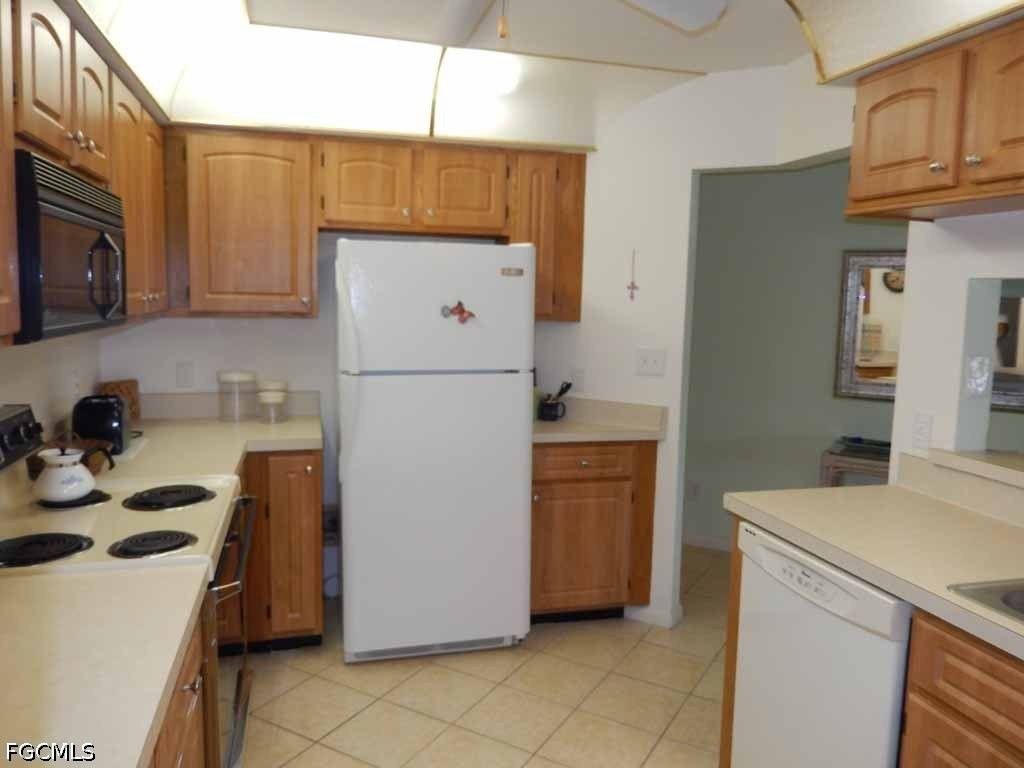 7121 Golden Eagle Ct #613 - Photo 6 of 14