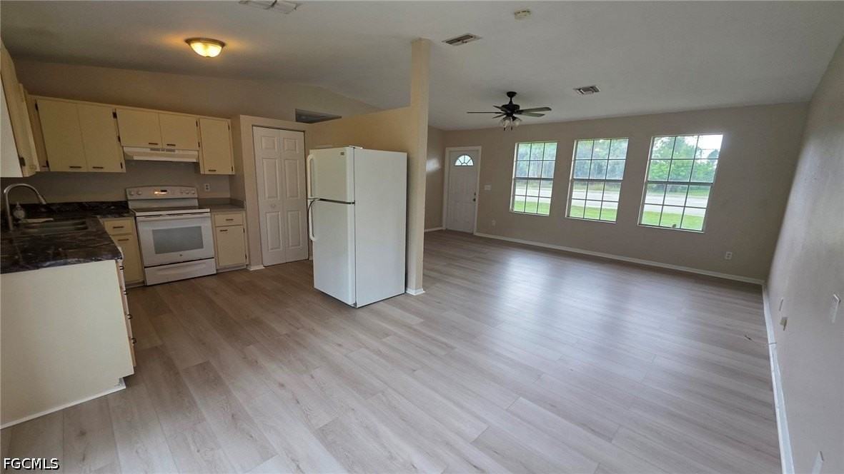 3800 Lee Blvd - Photo 2 of 11