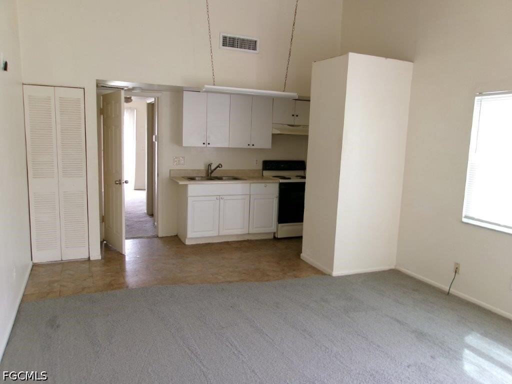 2630 Maple Ave - Photo 3 of 4