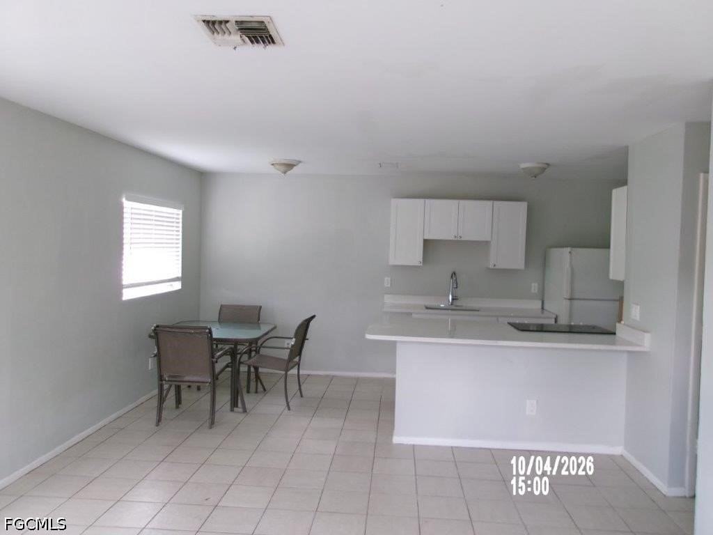 8259 Beacon Blvd - Photo 3 of 10