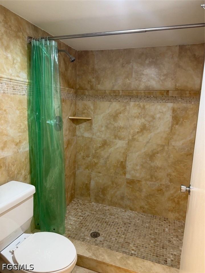 712 Tarpon St - Photo 5 of 16
