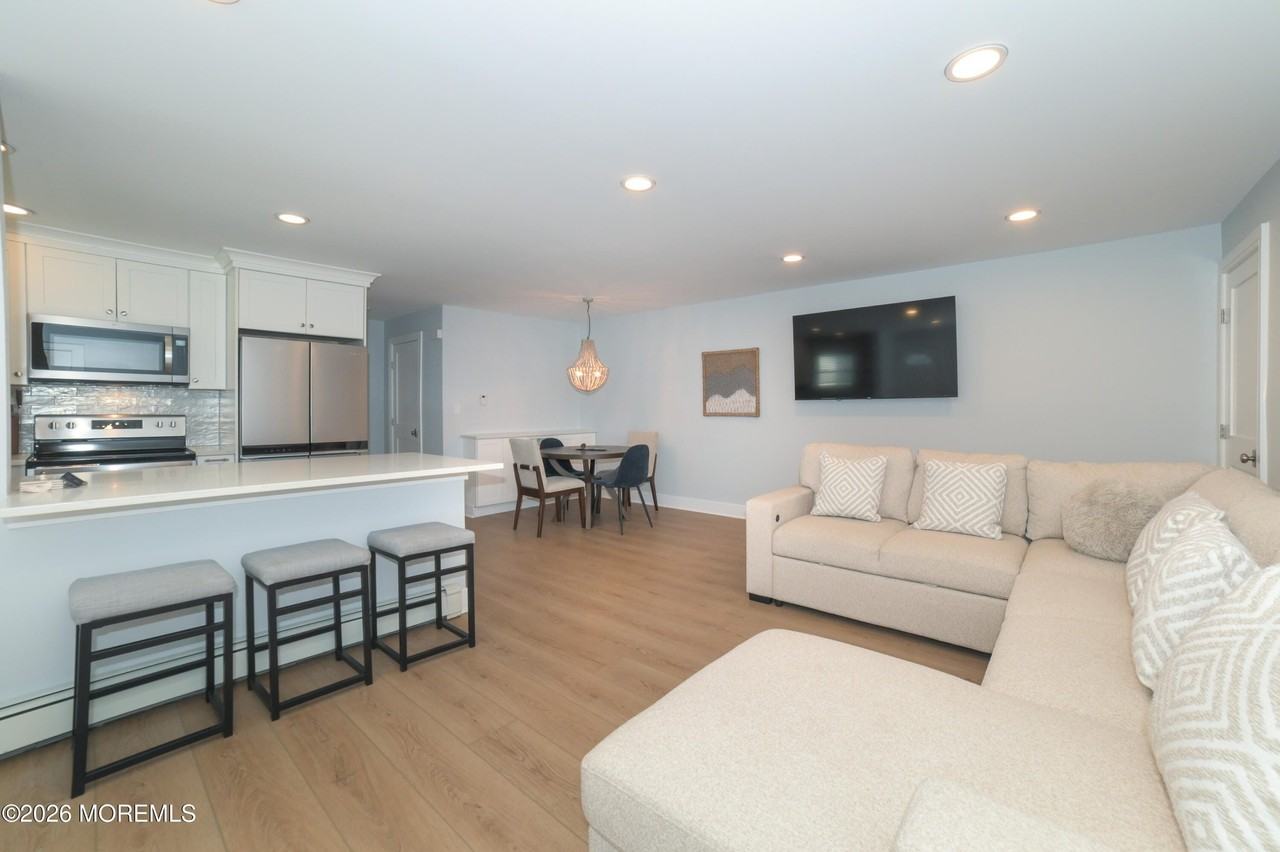 153 Wharfside Dr - Photo 5 of 19