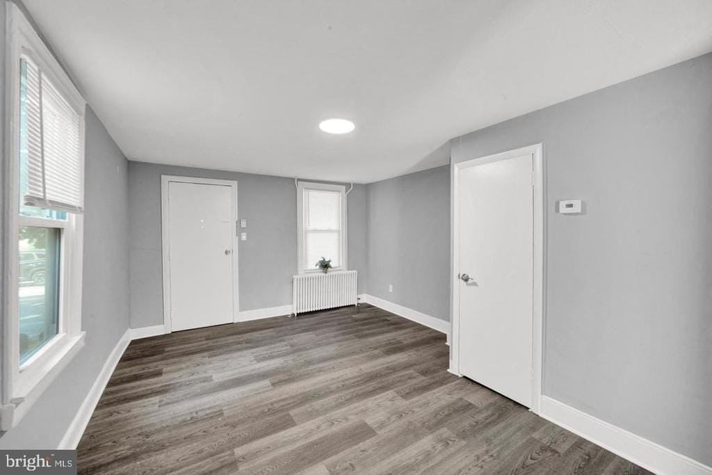 110 Crosswicks St - Photo 7 of 32
