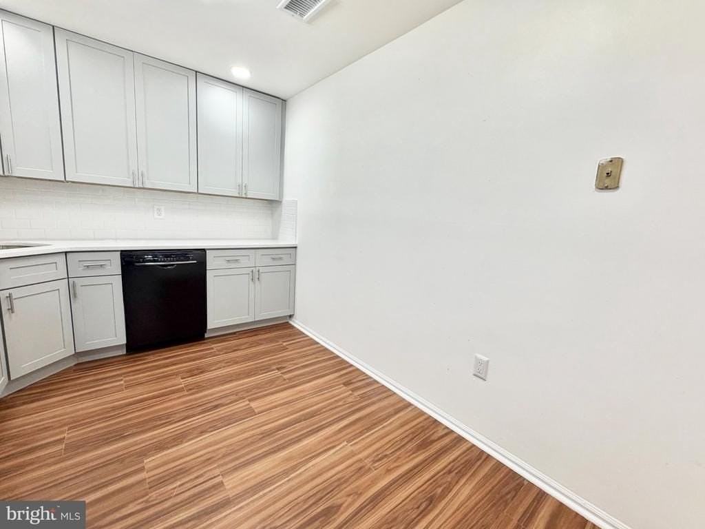 67 Cheverny Ct - Photo 7 of 26