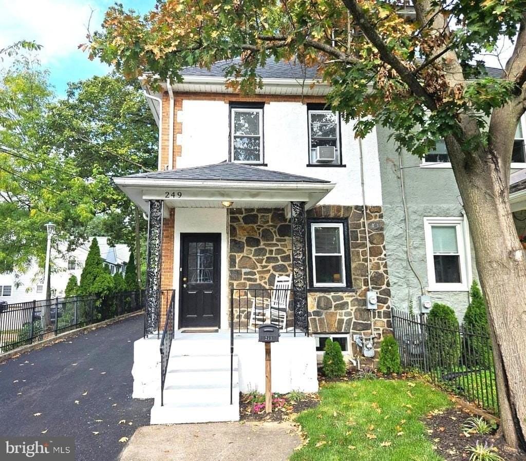 249 Highland Ave