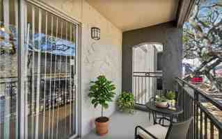 featured image of 8631 Fairhaven St