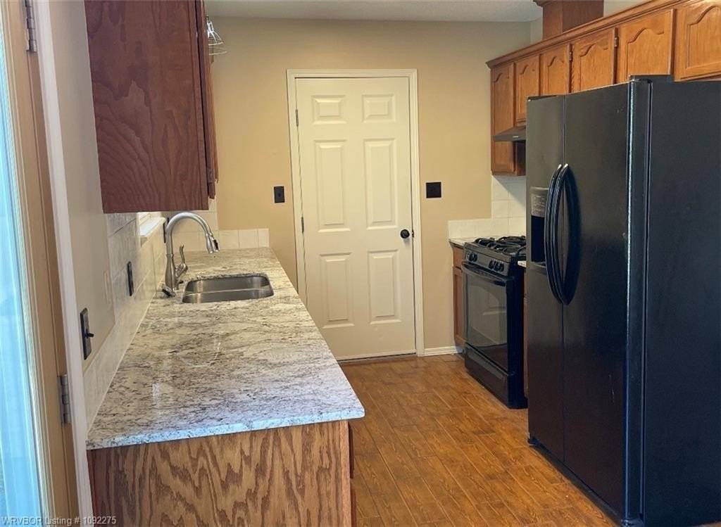 1810 Cherrybark Dr - Photo 6 of 9