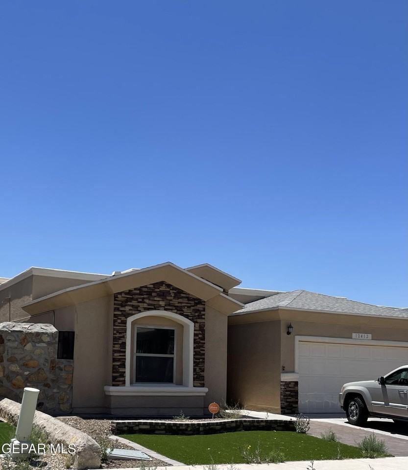 12412 Furlong Cir - Photo 3 of 12