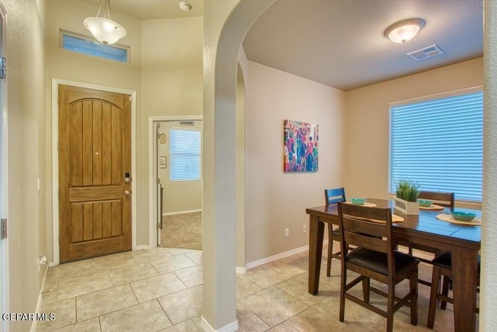 12404 Chamberlain Dr - Photo 6 of 38