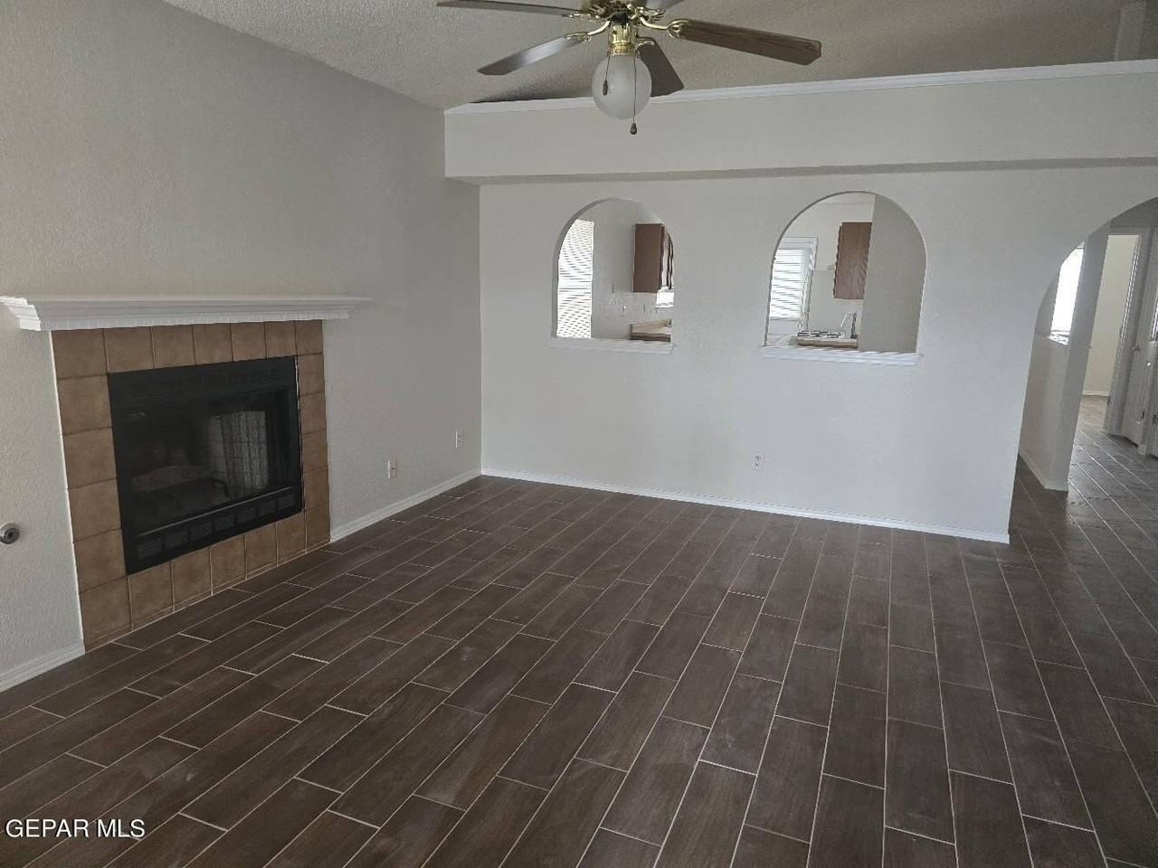 11646 Edward James Ave - Photo 3 of 16