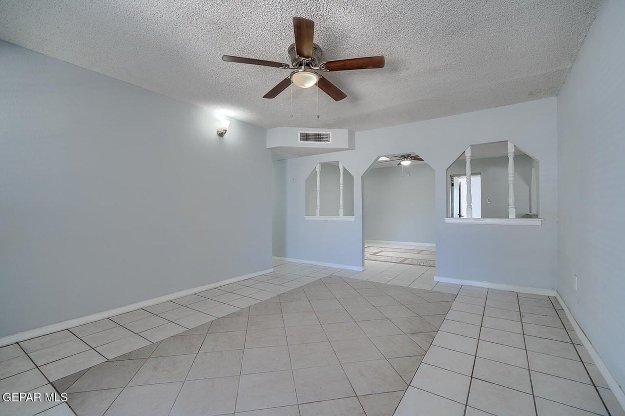 10368 Potencia Dr #A - Photo 4 of 27