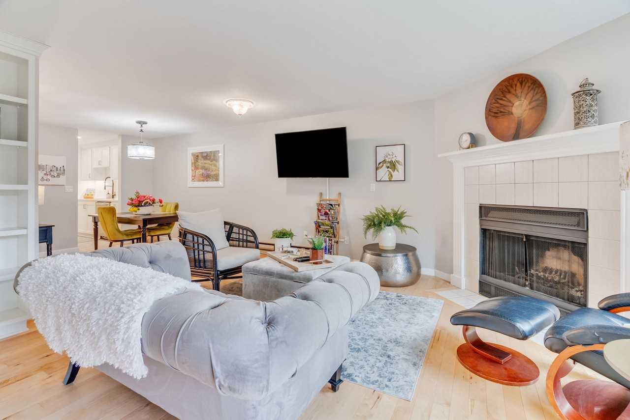 5624 S Riverside Ln #1 - Photo 3 of 16