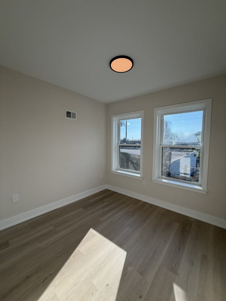 1834 S Taylor St #1 - Photo 6 of 21