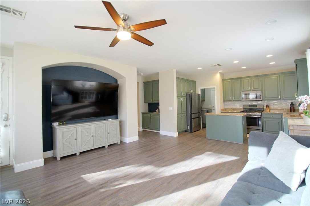 3033 Andretti Ln - Photo 3 of 23