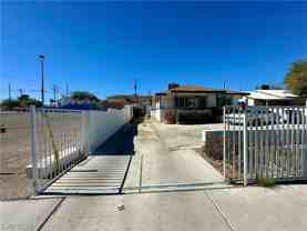 305 N 15th St #C - Photo 1 of 1
