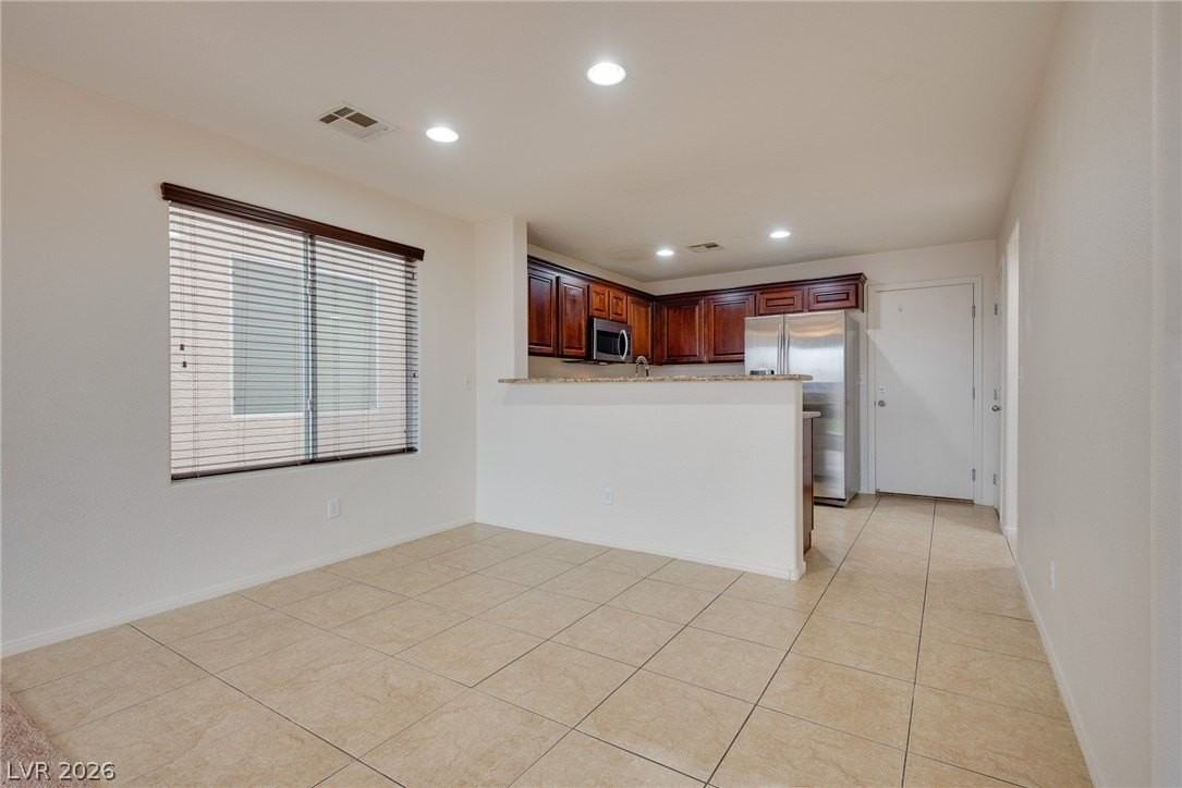 8319 Fort Hallock Ave - Photo 7 of 17