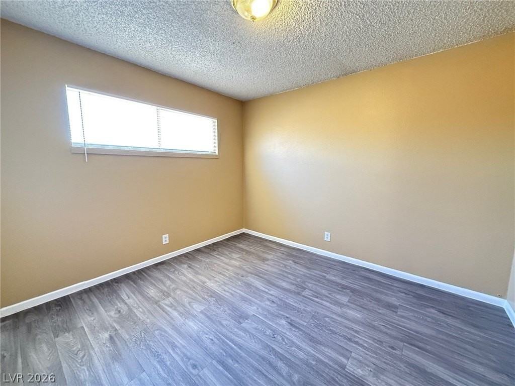6220 Bourbon Way - Photo 5 of 25
