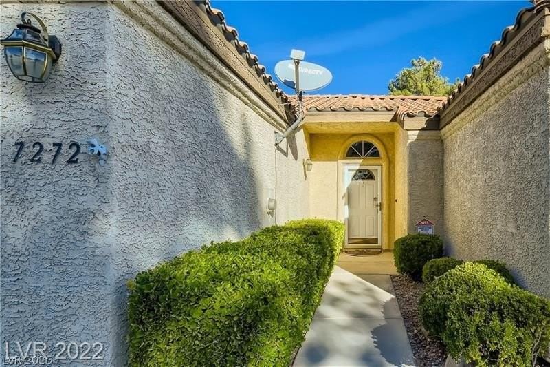 7272 Vista Bonita Dr - Photo 3 of 28