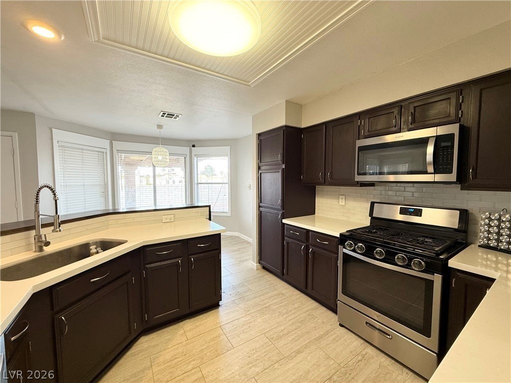 2154 Running River Rd - Photo 5 of 28